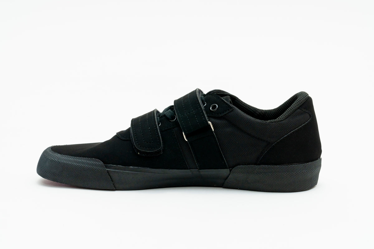 ONI IRONHOLD PRO® Hyper V® Completely Flat Shoes (including